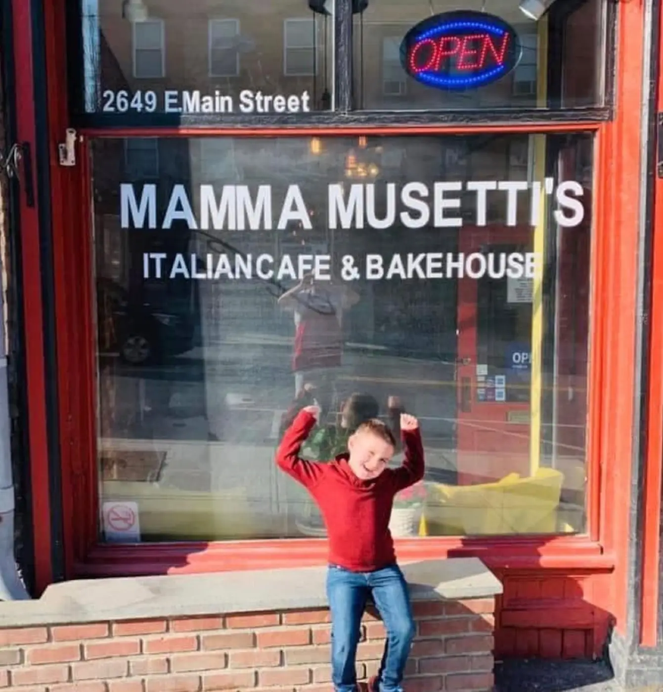 Mamma Musetti’s Italian Cafe and Bakehouse storefront